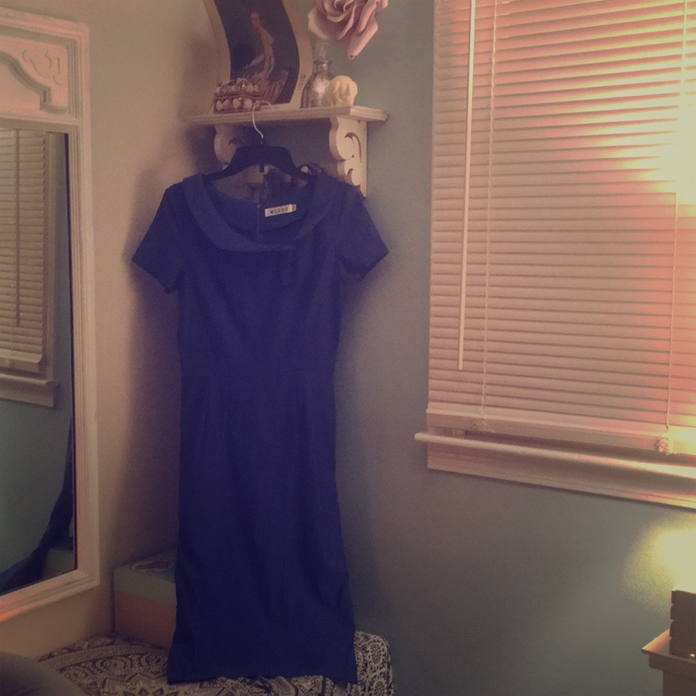 MUXXN Blue Mid Length Dress/ Fitted M